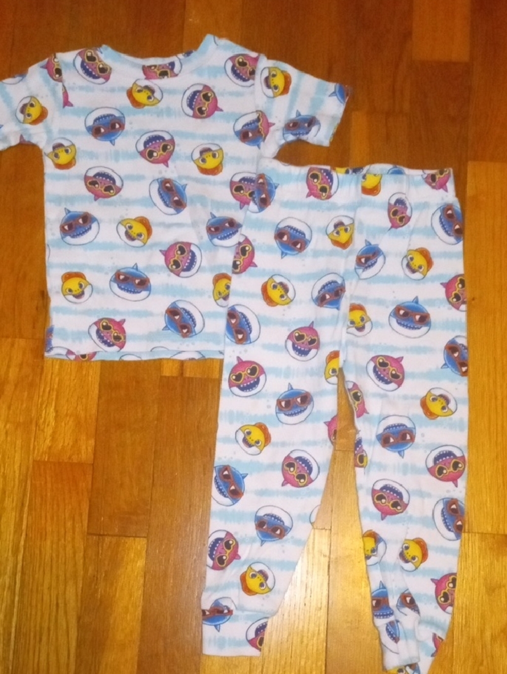boys 3t PINK FONG pj set